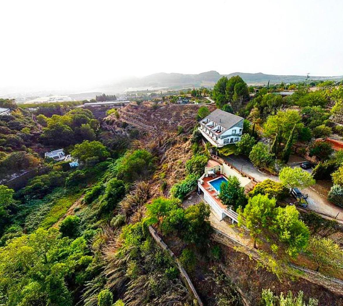 Villa Ignacia B&B - Naturaleza Entre Ronda Y Setenil Arriate Exterior foto